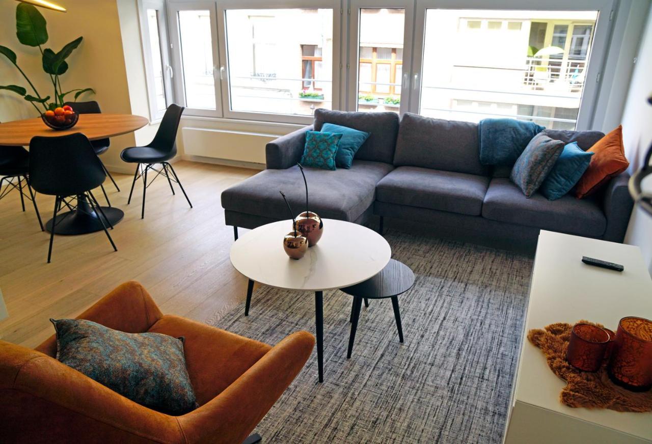 Desire 2 Lux Free Parking On Premise *